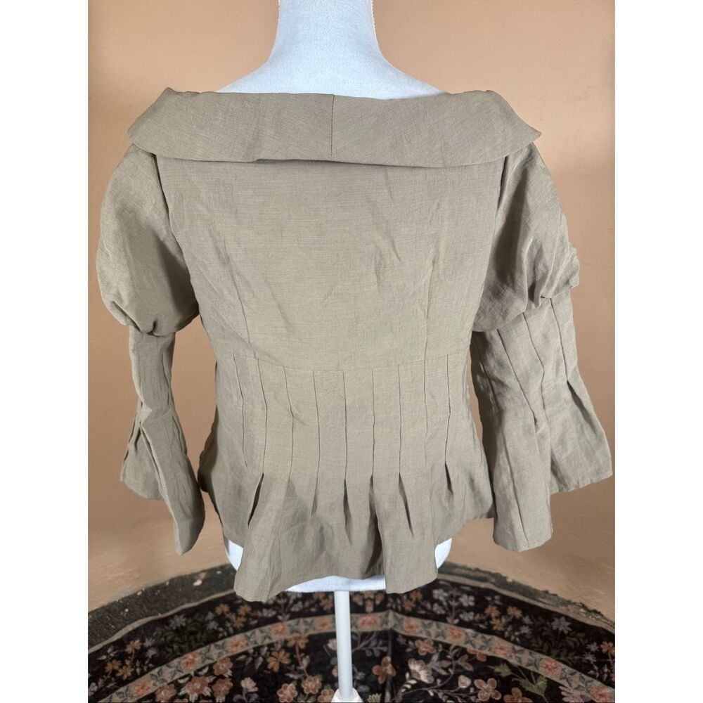 Solitaire Los Angeles Khaki/Sage Green Pleated Linen-Look Jacket | Wide Collar | - Picture 3 of 6